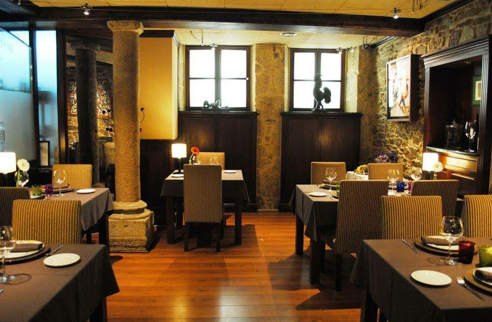 Hotel Rua Villar Сантьяго-де-Компостела Экстерьер фото